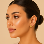 Modelo aros flor perla maquillaje natural